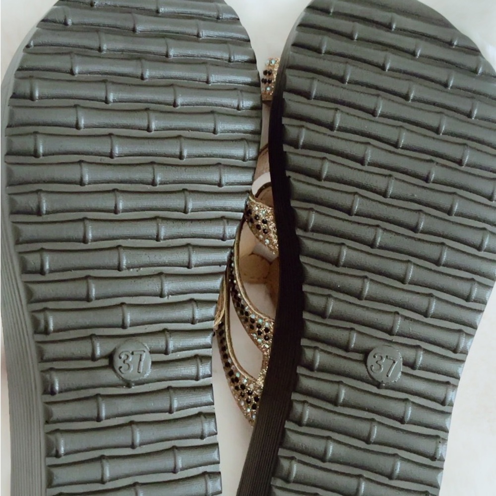Rhinestones Embellished Wedge Shoes - Picture 2 of 5